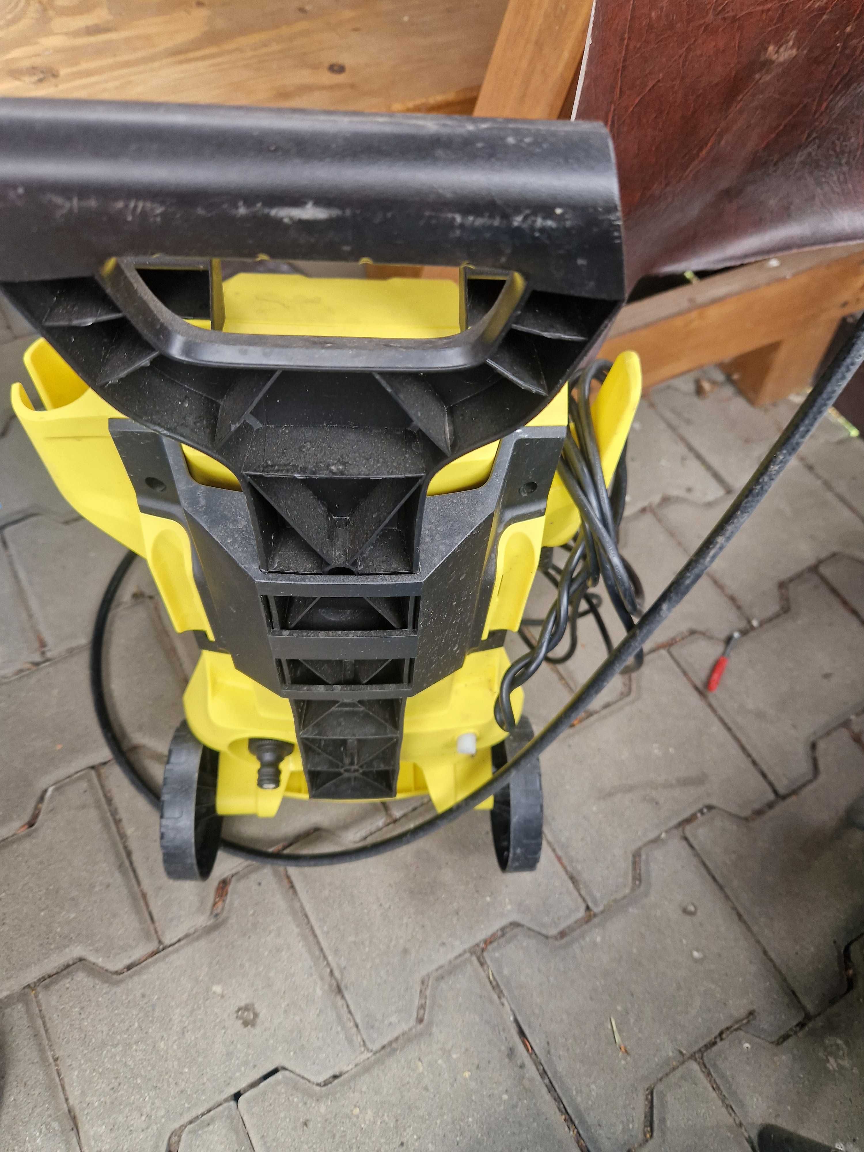 Myjka Karcher K2-uszkodzony cieknie
