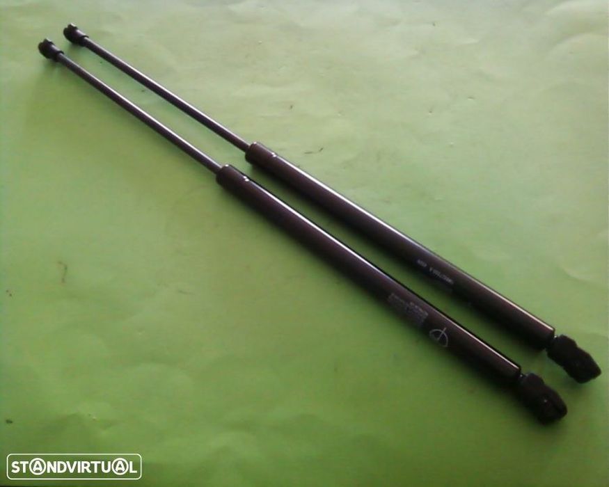 Par amortecedores tampa mala Seat Leon 1M (NOVOS)