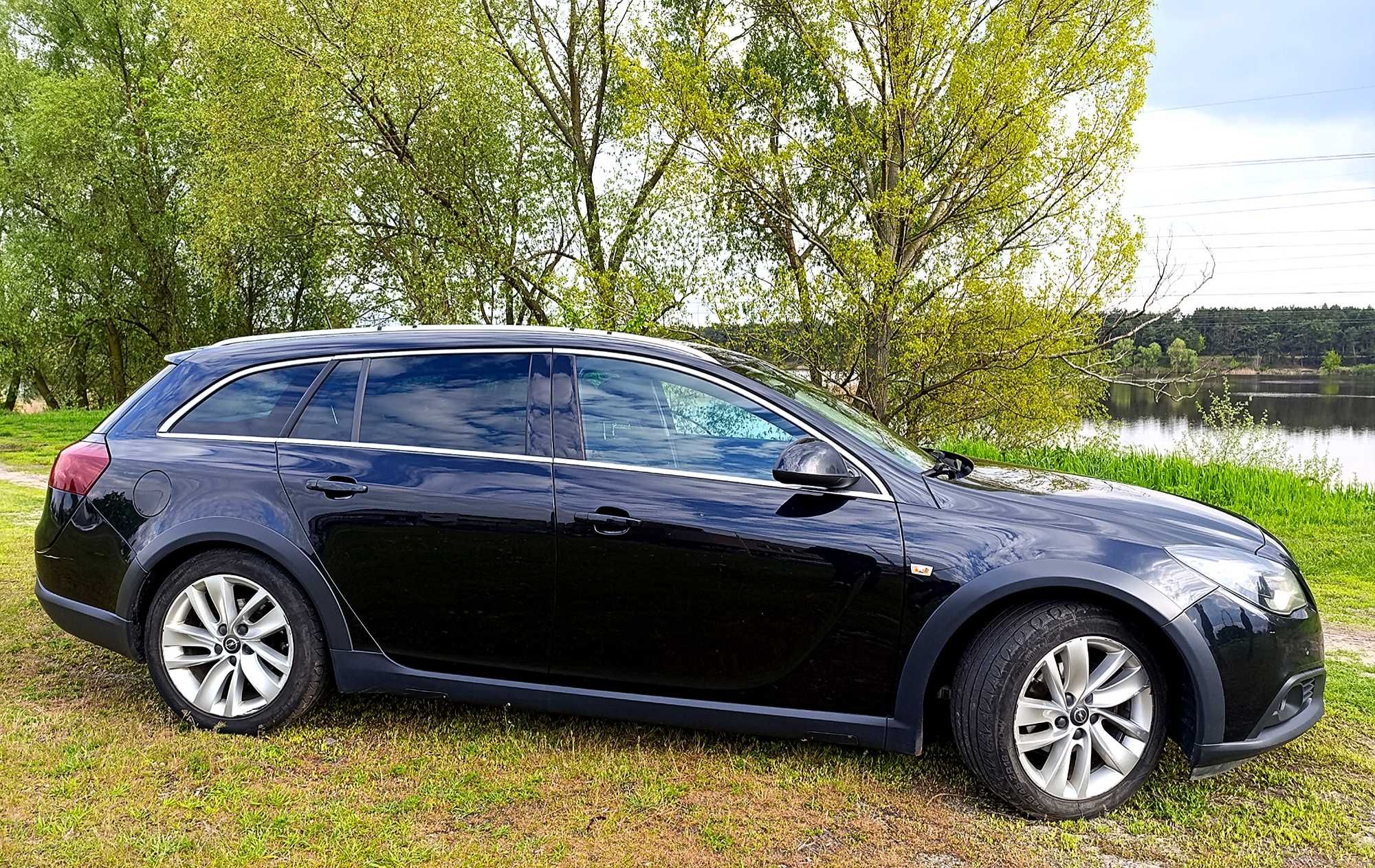 Opel Insignia Дизель 1.6 2016 року