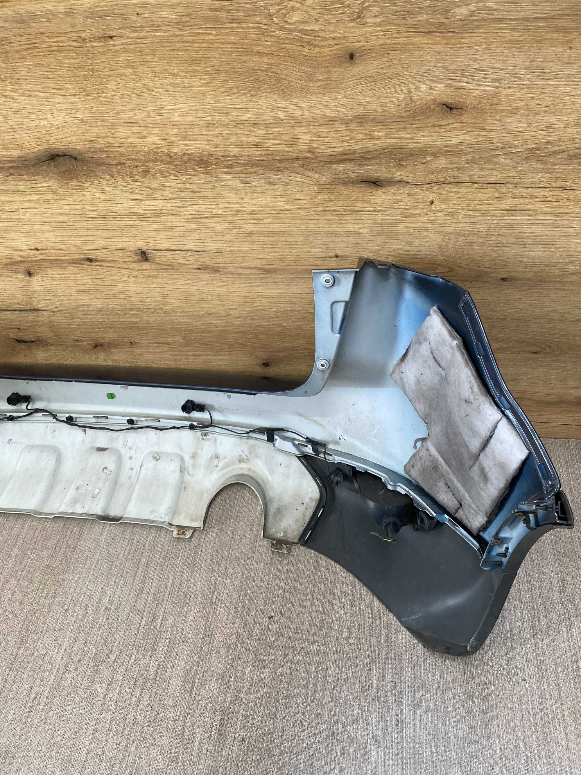 Zderzak tylny ford kuga mk1 kolor ea 4x pdc