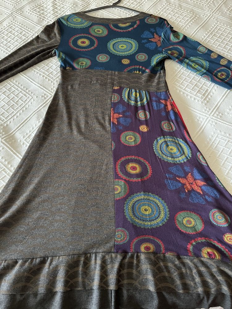 Vestido colorido , estilo Desigual