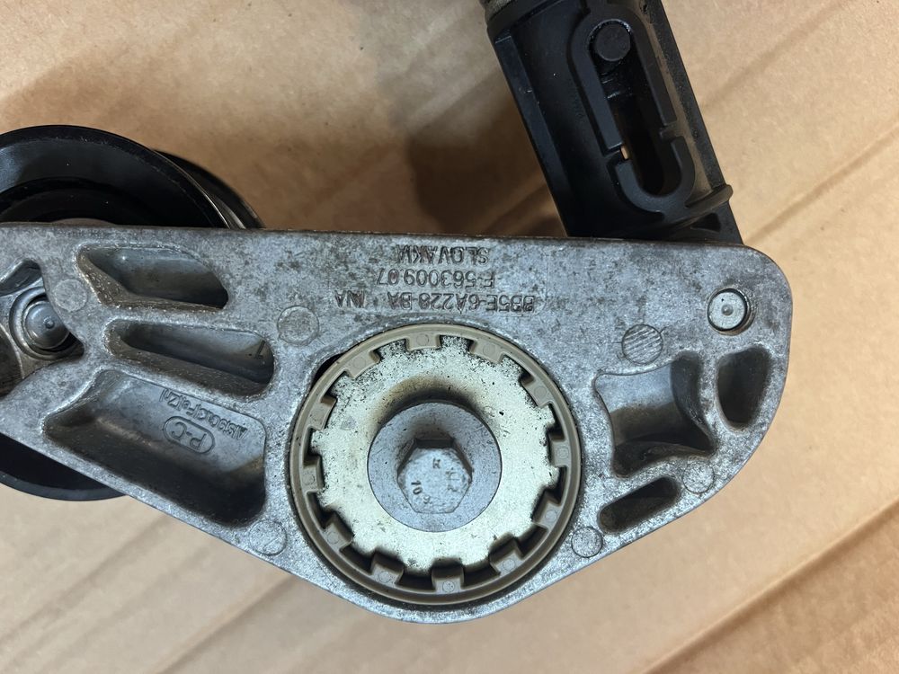 Napinacz Paska Wielorowkowego PK Ford S-MAX 11-15 2.0 EB