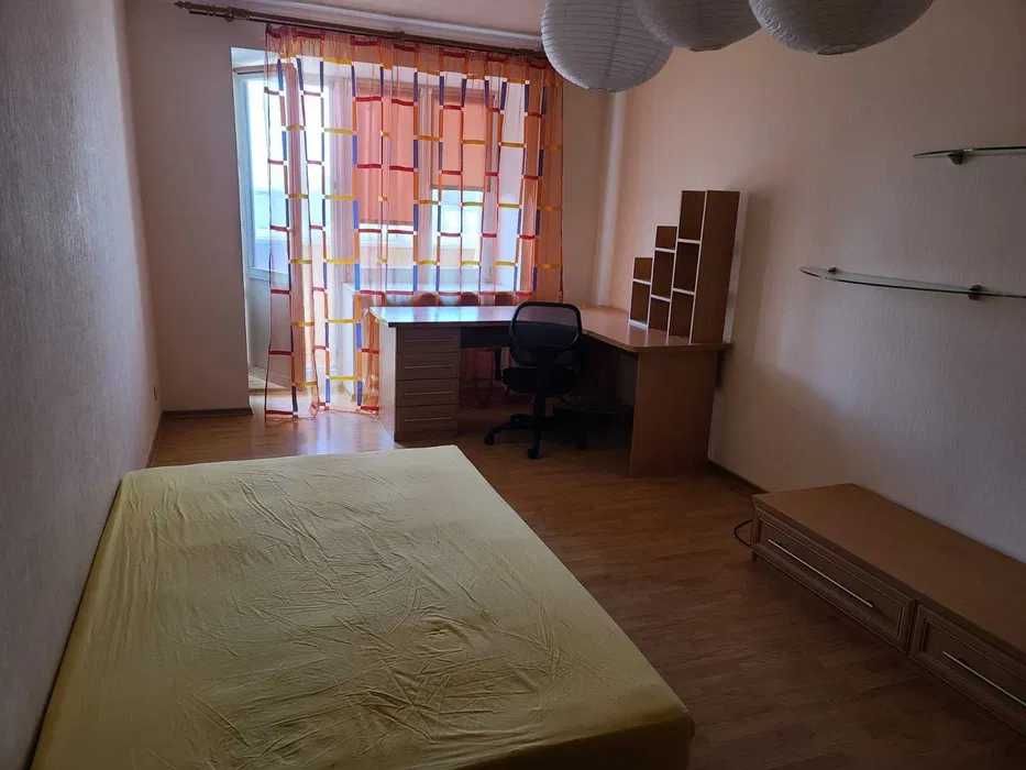 Простора 3-к квартира 100м2 Академгородок Олевська 3А Академмістечко