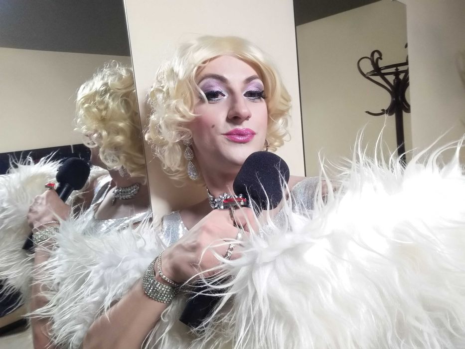 Пародист офіційний  Олі Полякової та багатьох інших / Діма Черніков