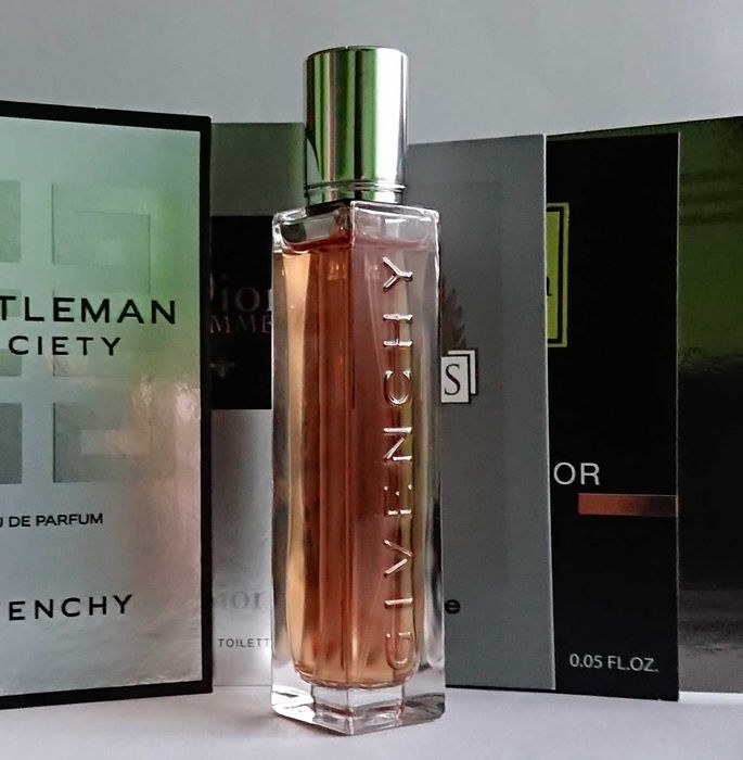Givenchy Gentleman Reserve Privee EDP 12,5 ml + dodatki