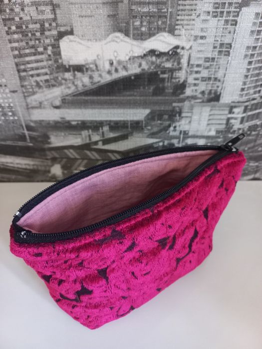 Косметичка жіноча