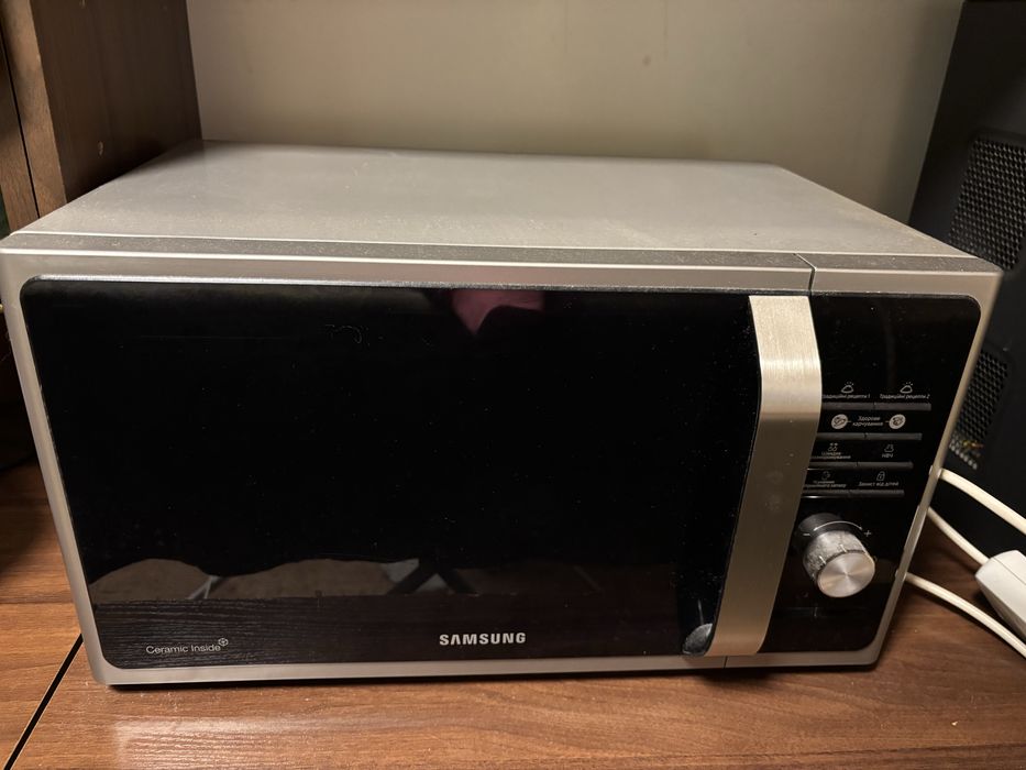 Продам микроволновку самсунг