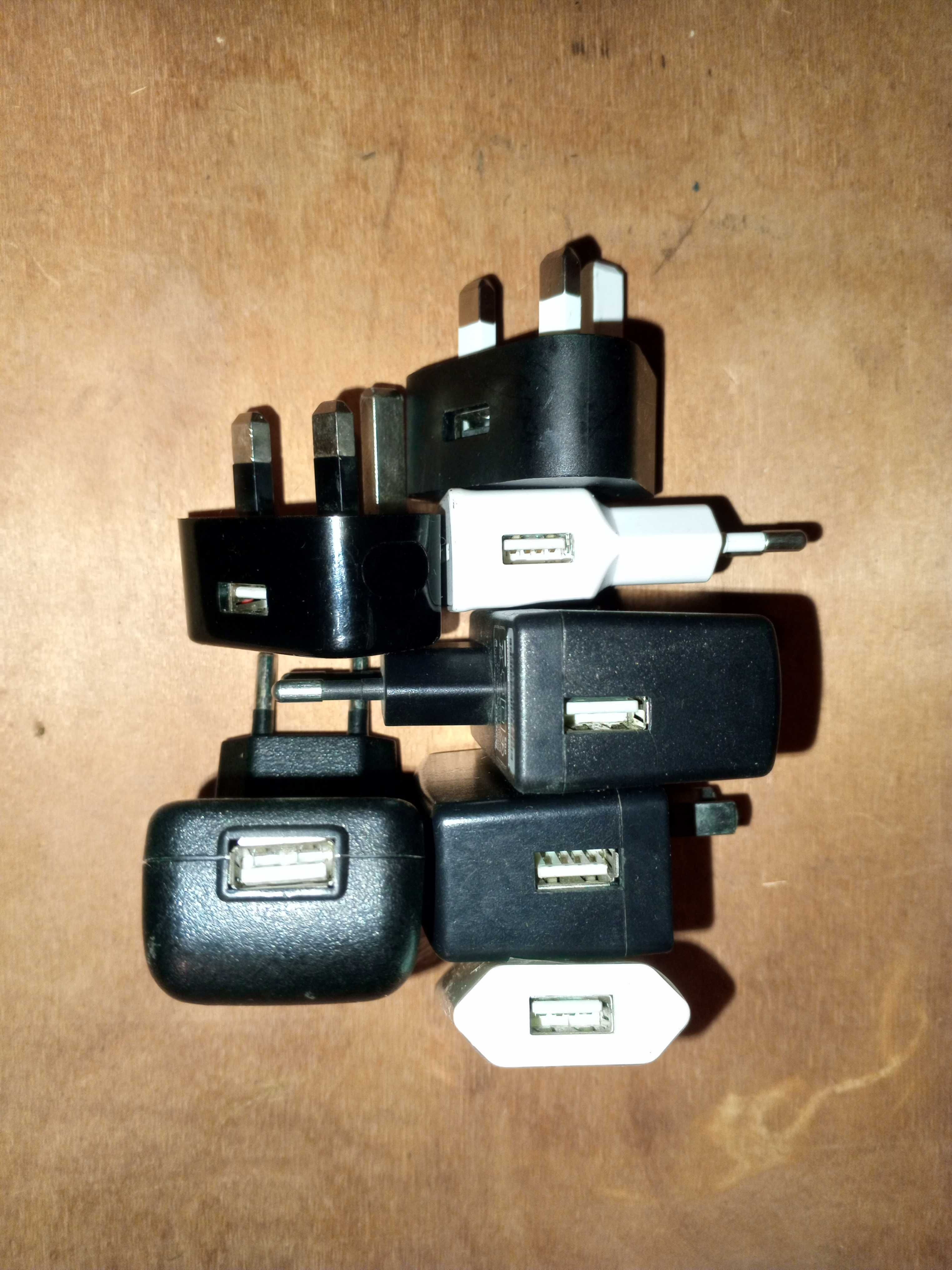 Адаптер, блок питания, зарядка гнездо USB (F) Тип A 5V, 0.5-2.1A