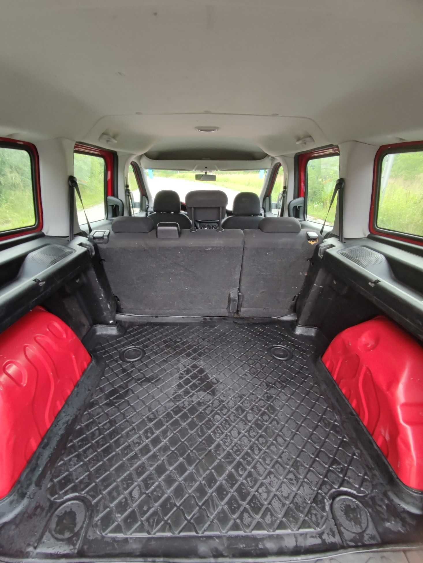 Fiat Doblo MAXI 1.4 t-jet  LPG  120km 2016r 6 biegów    wersja osobowa