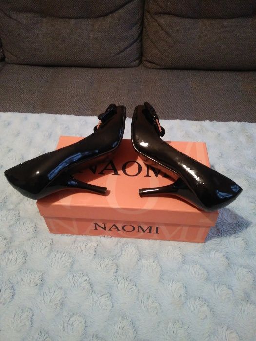 obuwie damskie wyjściowe