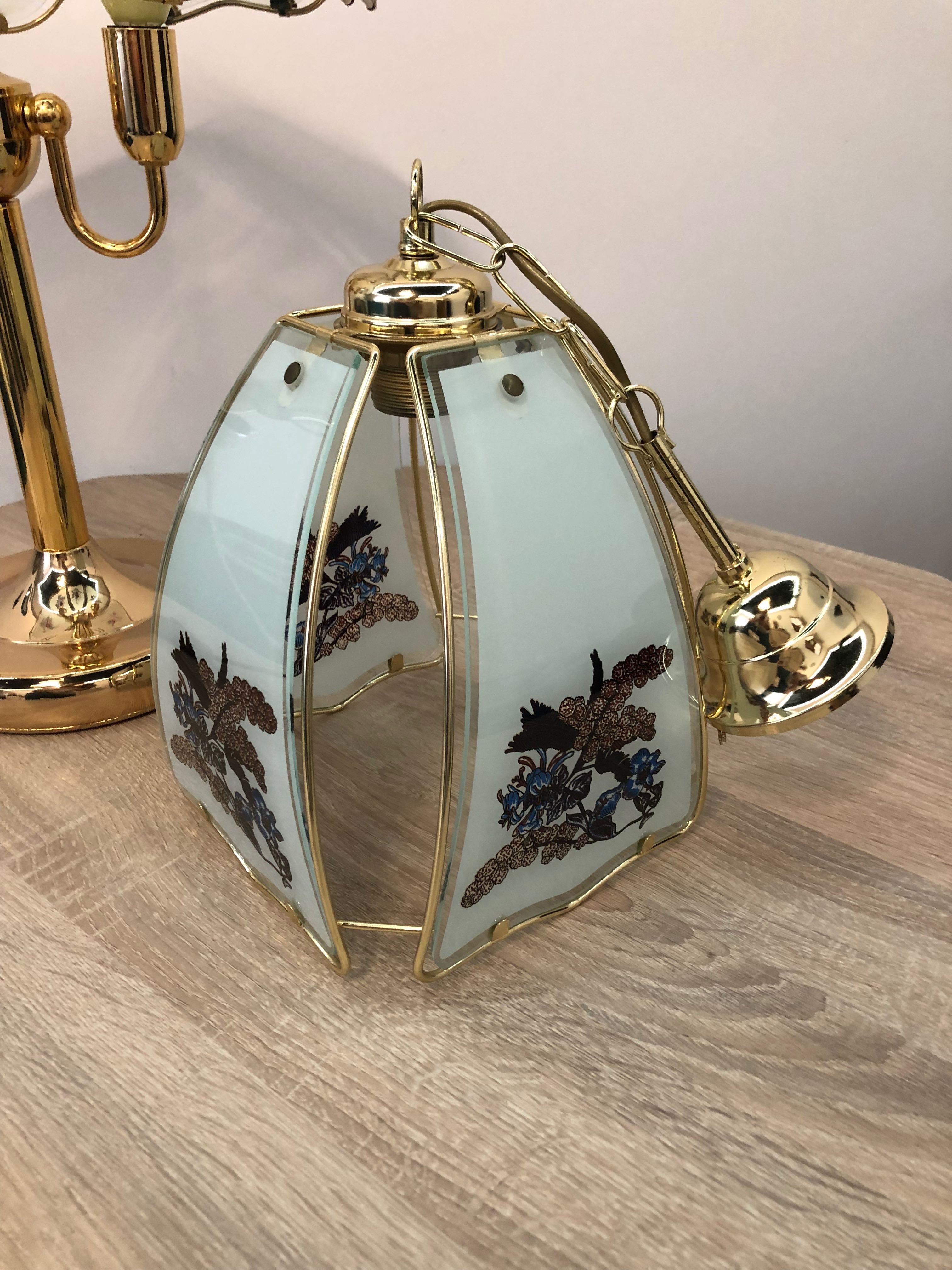 Lampa i żyrandol witrażowy