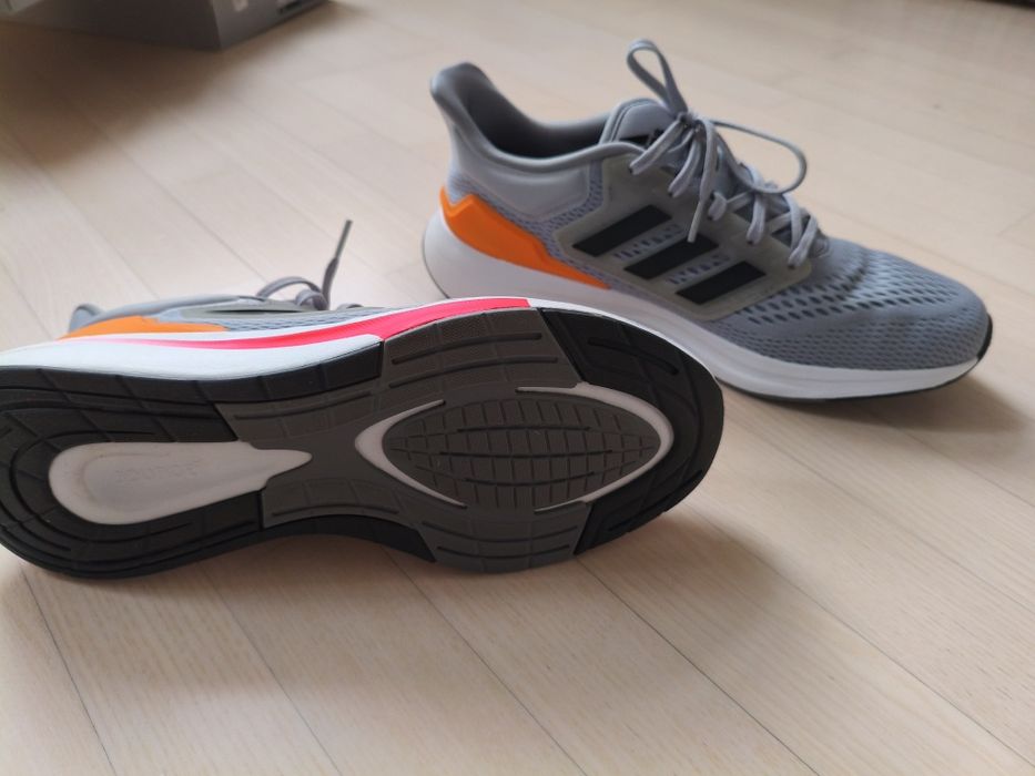 Чоловічі кросівки  Adidas Eq21 Run