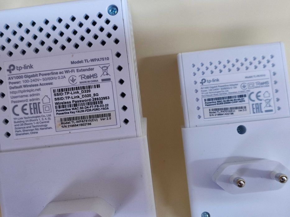 Kit TP-Link AV1000 Wi-Fi - 2 Adaptadores CPL