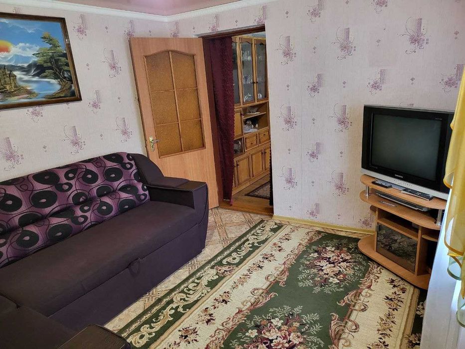 Здам пів будинку, р-н Типографія.