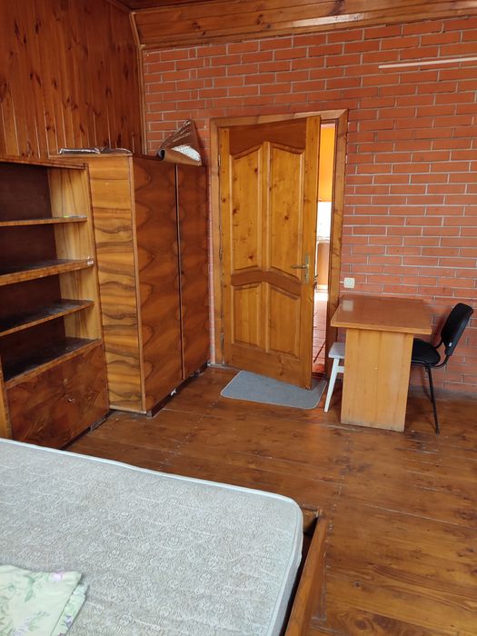 Сдам в оренду місце для хлопця, в двомісній кімнаті Ужгород