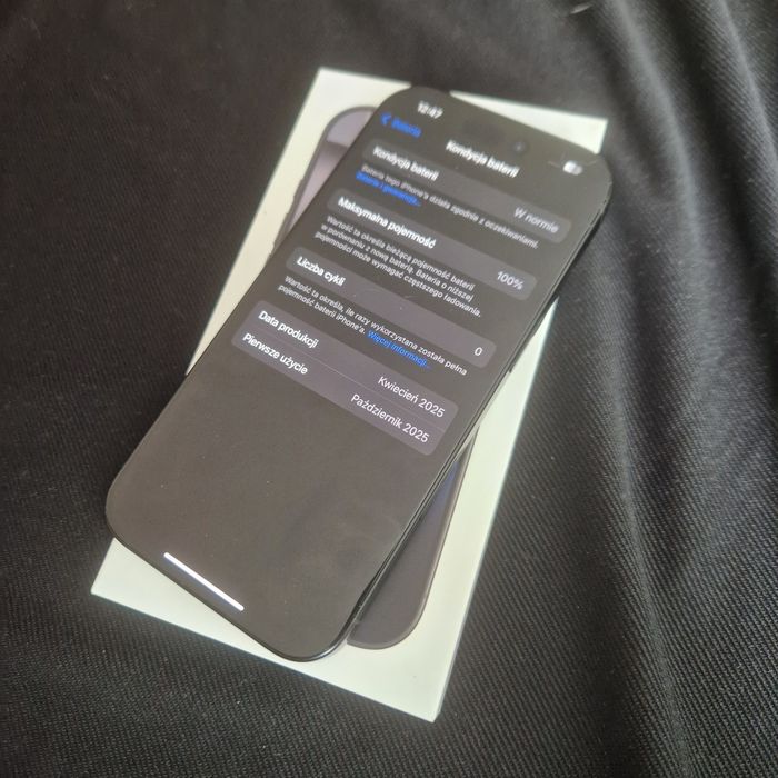 Na sprzedaż Iphone 16 pro 128gb w kolorze Czarny Tytan w idealnym stan
