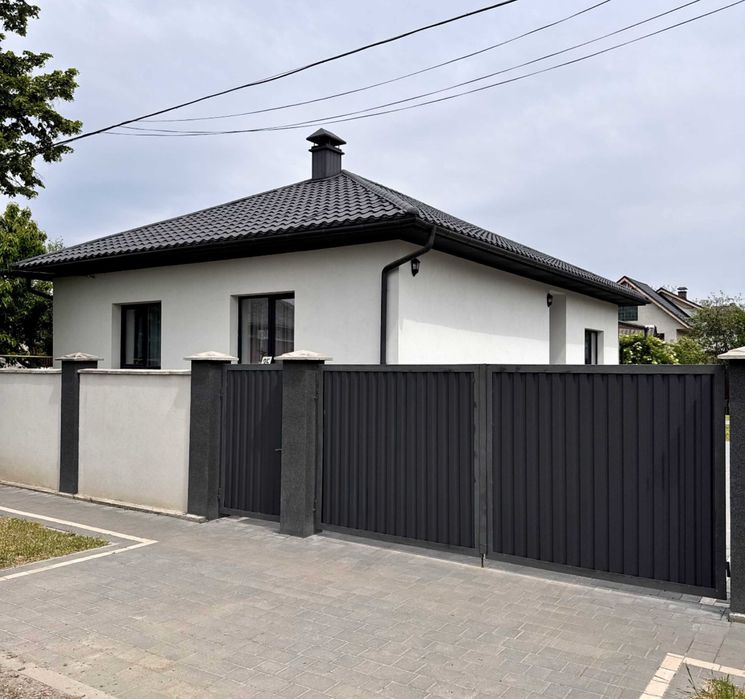 Продається  новий будинок-американка р-он Краснодонців