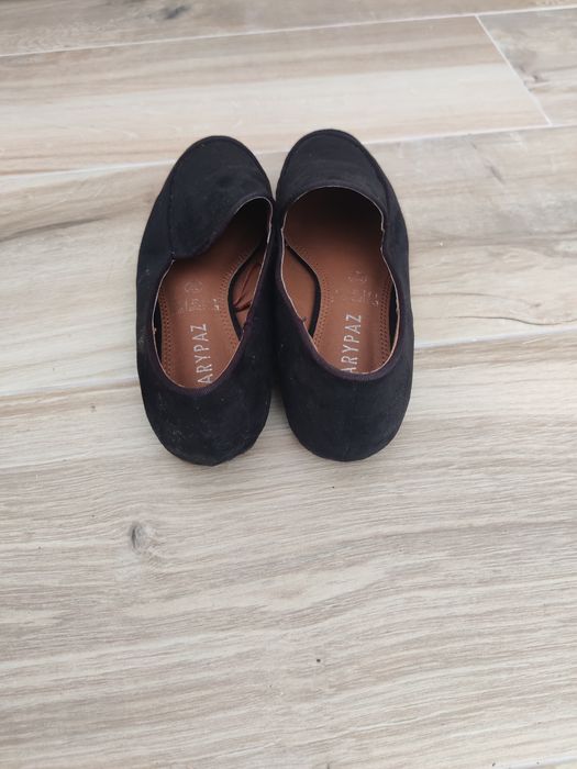 Sapatos clássicos de mulher n. 37