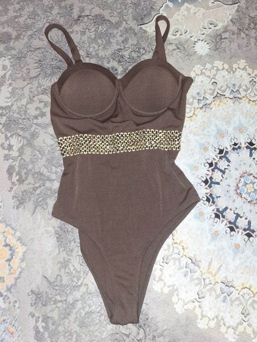 Ідеальний новий купальник розмір М