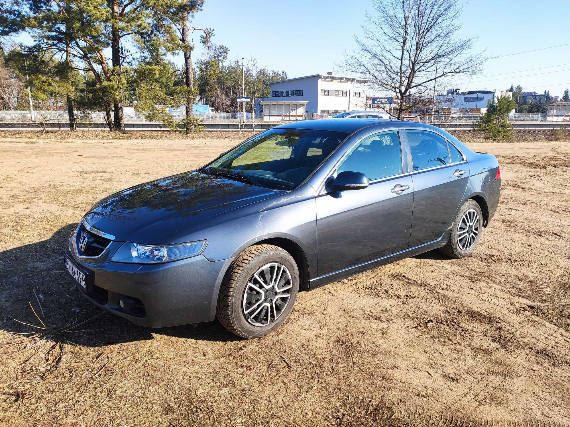 Honda Accord rok 2005