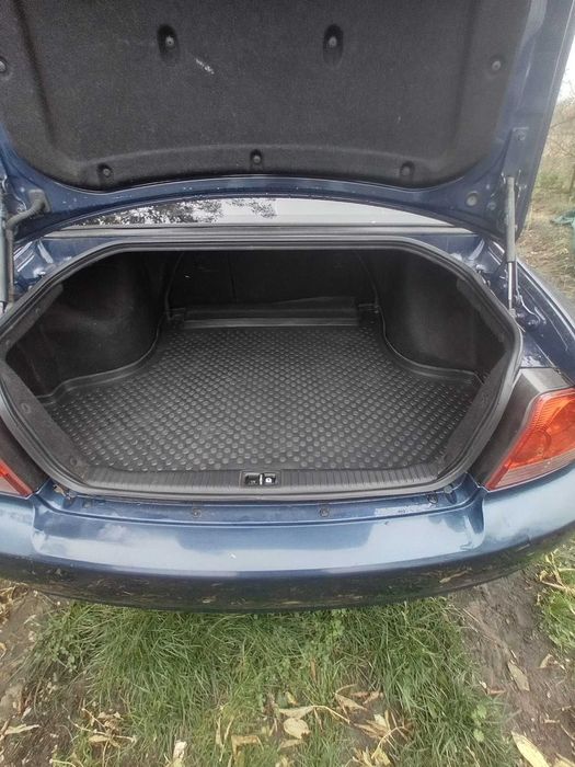 Хюндай Соната  2004