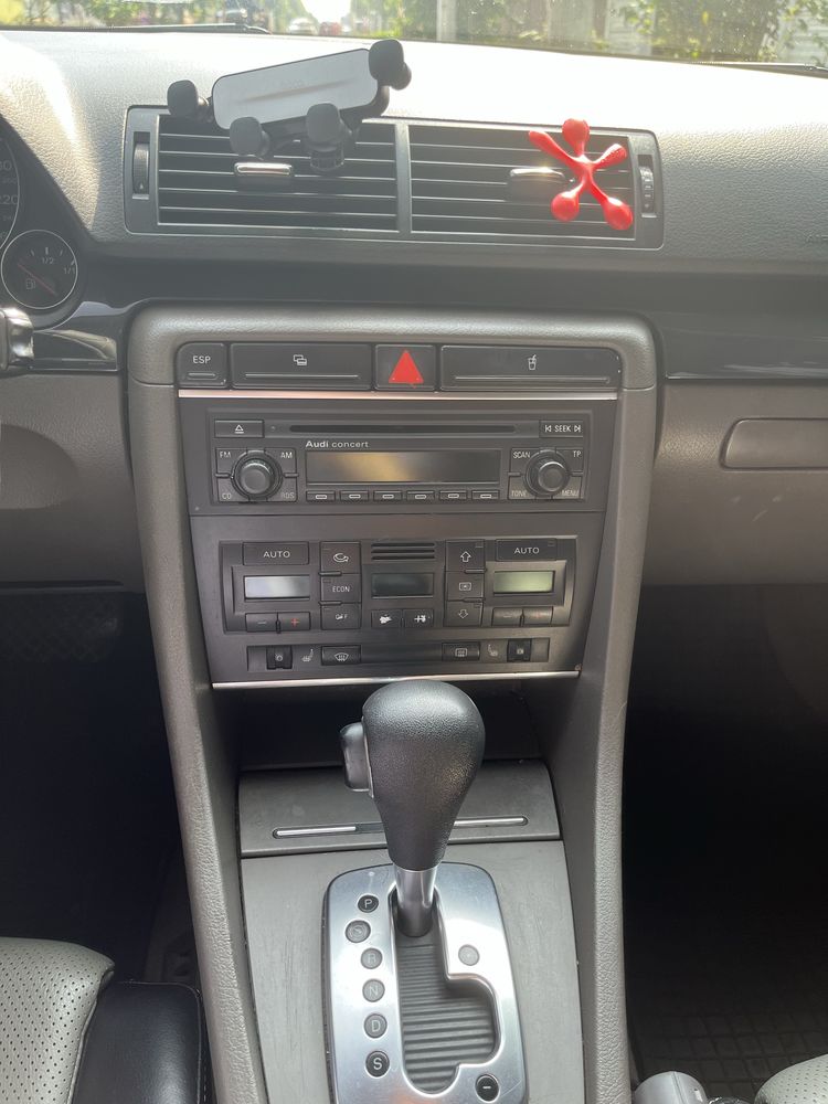 Ауді А4/audi A4 2005 рік