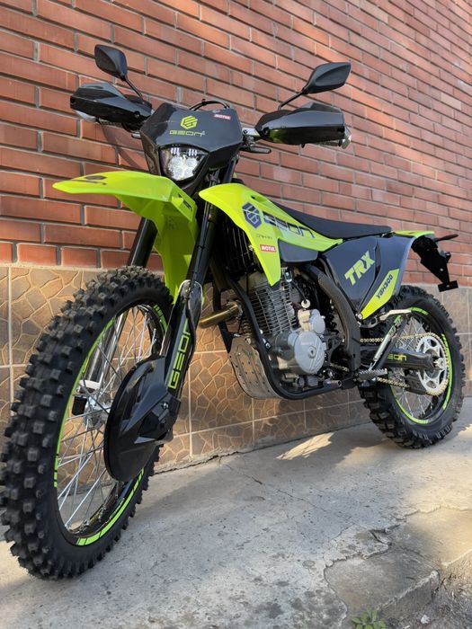 Мотоцикл Geon TRX 300 YGH 21/18 PRO