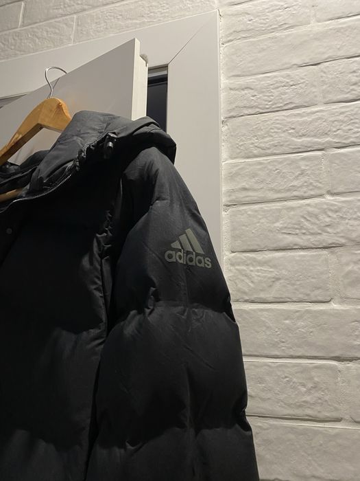 Пуховик жіночий