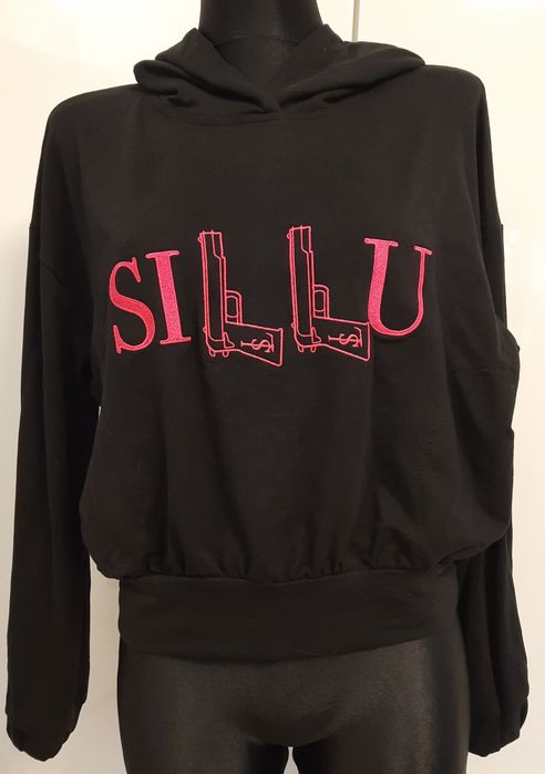 Bluza czarna z kapturem z kieszeniami r.36 S