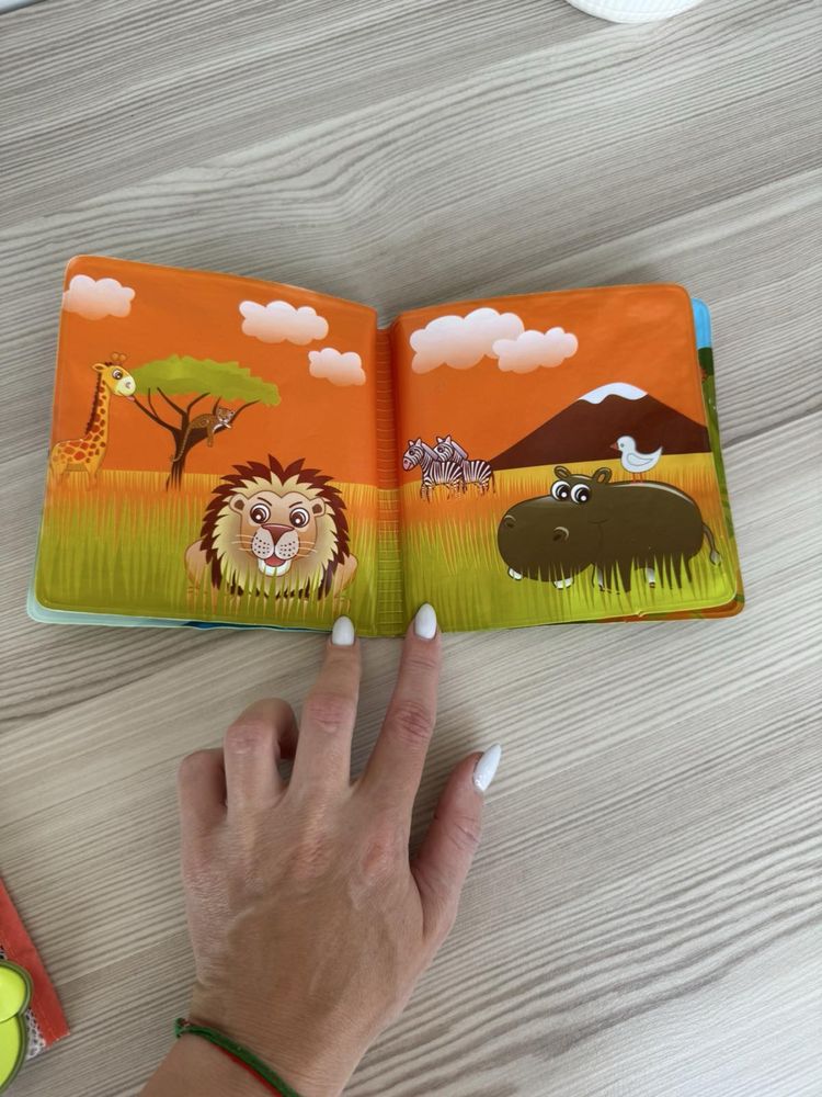 Іграшка для ігр у воді ванній мʼяка книжечка