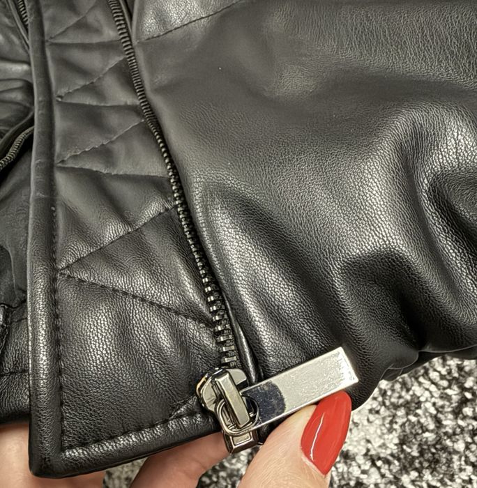 Зимняя куртка из экокожи reserved