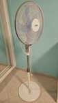 Ventilador 40 cm.  com candeiro de chão e comando remoto