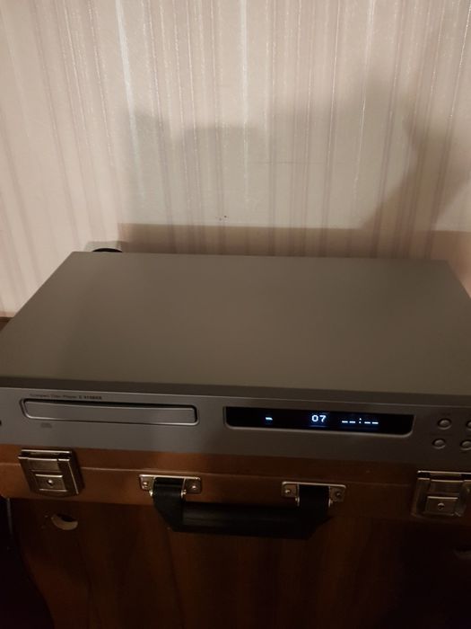 NAD C 515 BEE ( 24 битный как новый ) Cd плеер , Cd проигрыватель , Cd
