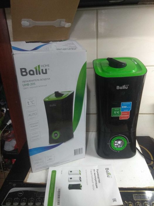 Ультразвуковий зволожувач повітря Ballu UHB-205