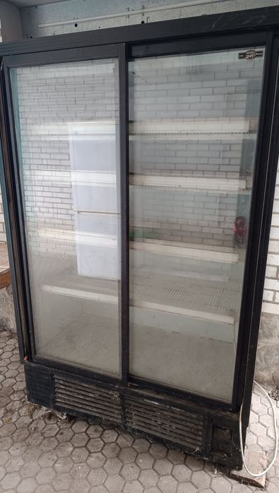 Промисловий холодильник.