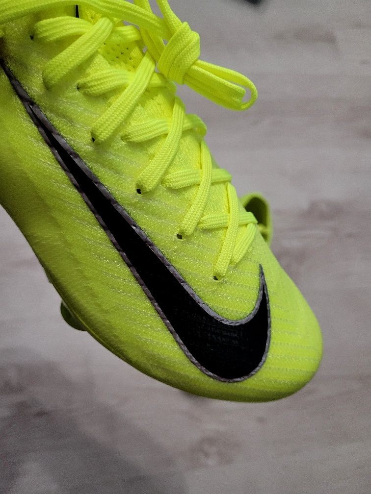 Бутси NIKE Mercurial Vapor 16 Elite SG-Pro нові original