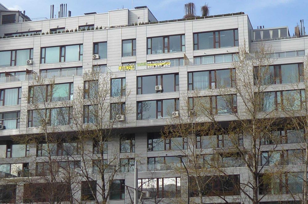 Grójecka 194, Triton, 32m od XII