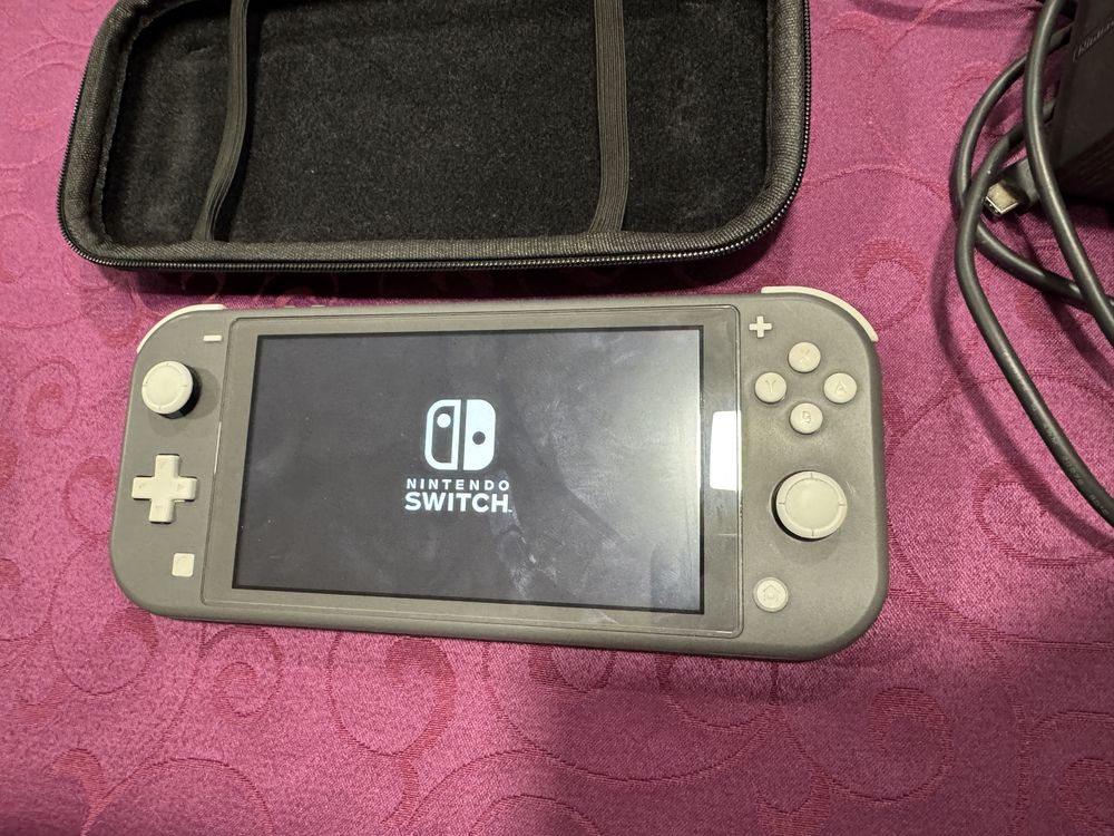 Nintendo switch lite usada 32gb