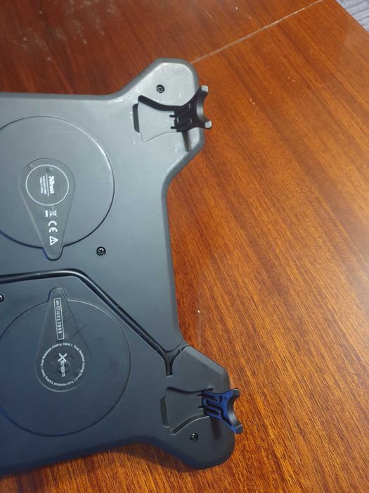 Вентилятор для ноутбука TRUST , Oхладитель 17805