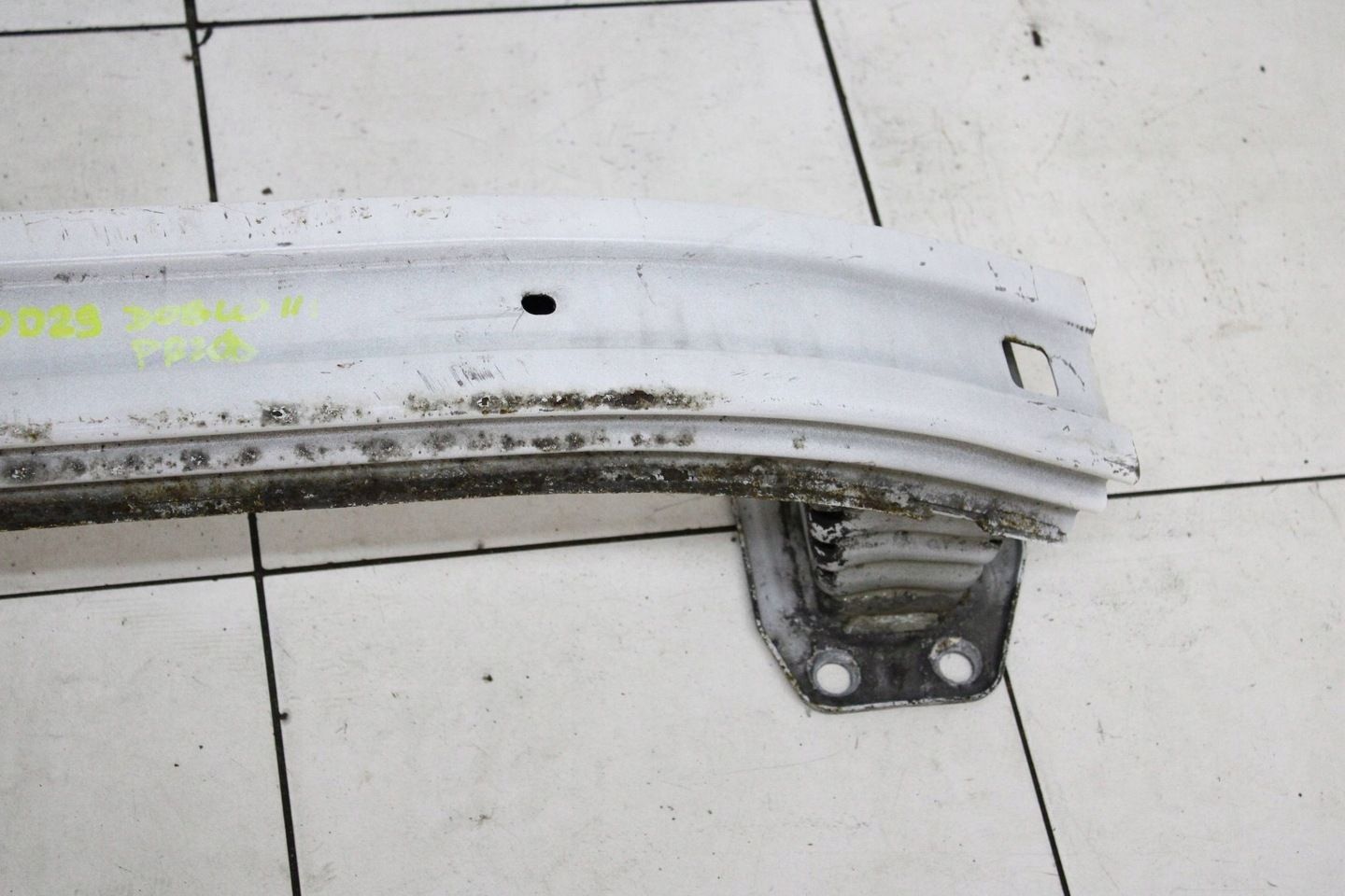 FIAT DOBLO II OPEL COMBO D 10R- BELKA ZDERZAKA PRZÓD PRZEDNIA