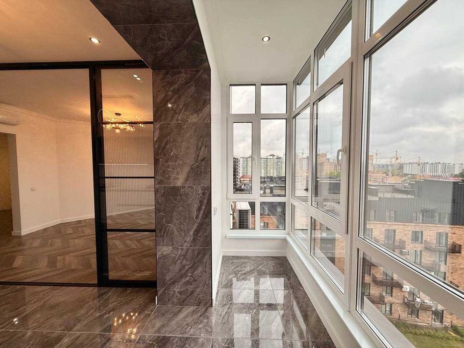 Видова 2.5 кім з ремонтом в обжитій новобудові!