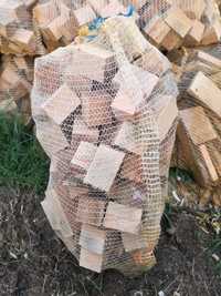 Drewno rozpałkowe opałowe w workach