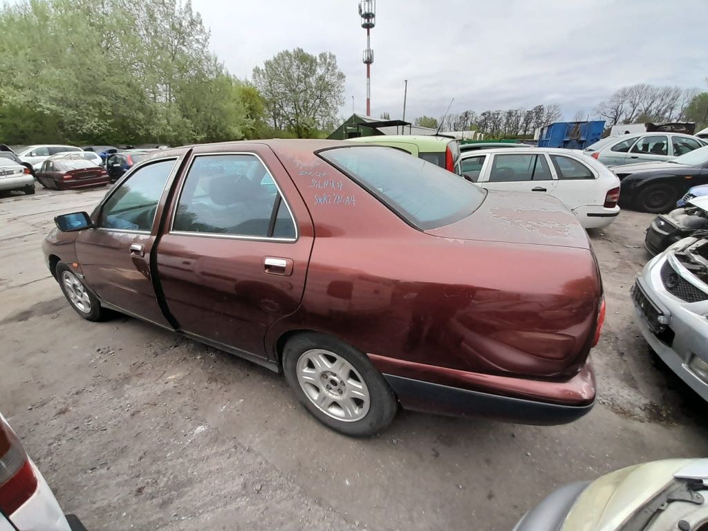 Lancia Kappa 1998r. 2.4Jtd 91kW/124KM  maska przòd 212/24