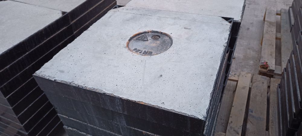 Pokrywy ramy zwieńczenia studni kablowych telekomunikacyjnych WYSYŁKA