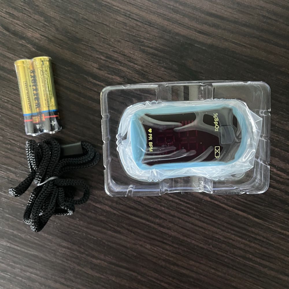 Новий пульсоксиметр OxyWatch MD300C19