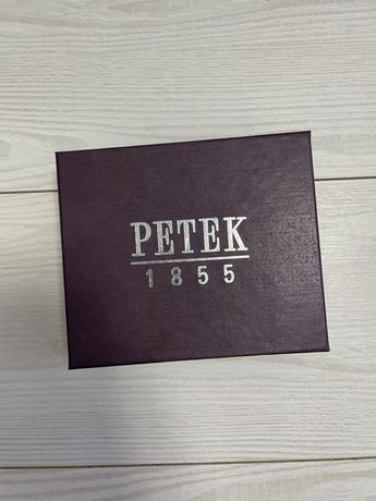 Продам кожаный кошелек Petek