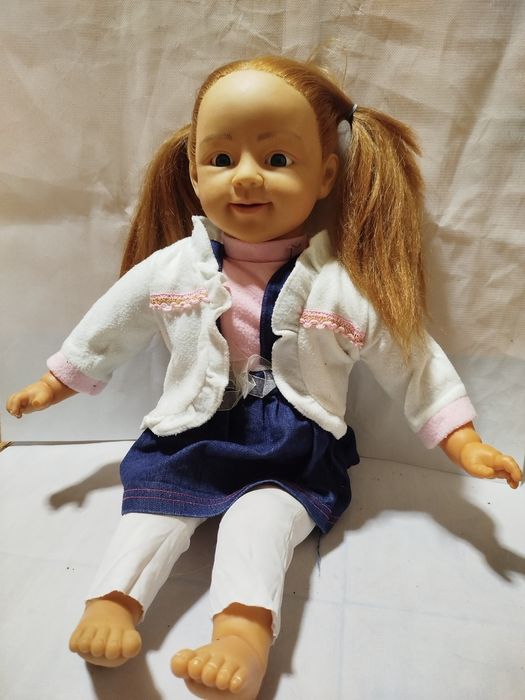 Інтерактивна лялька