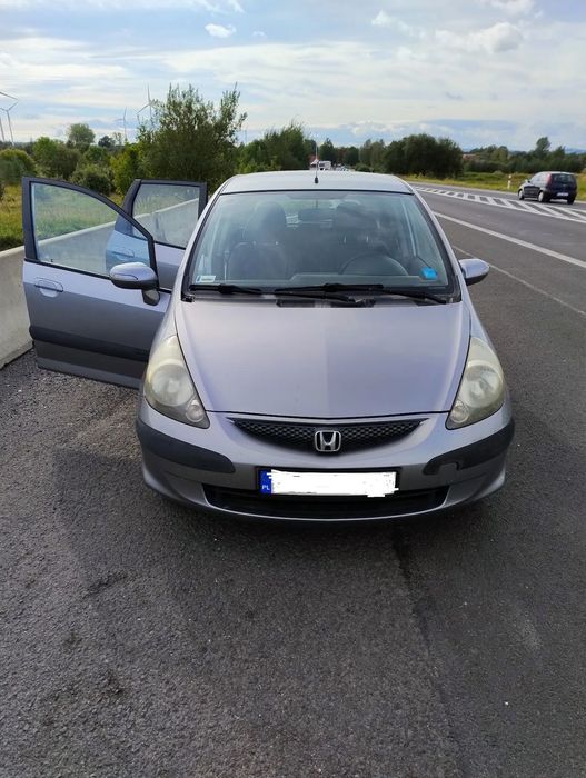 Honda Jazz Srebrna strzała ;)