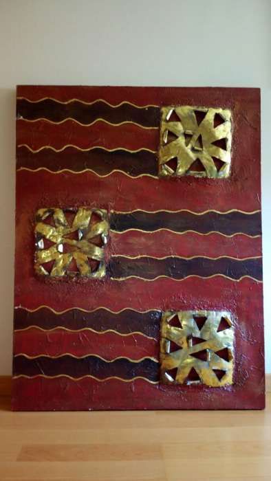 Quadro em técnica mista com aplicações em latão dourado,com 130x100 cm