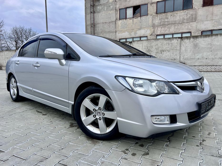Honda Civic АВТОМАТ 1.8 ГАЗ/Бензин